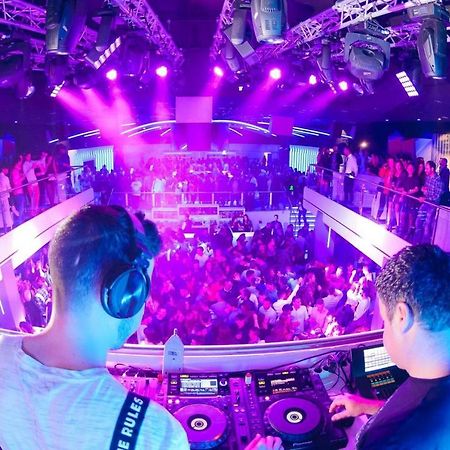 Apartamento En Conil Cerca De Playa Y Centro コニル・デ・ラ・フロンテラ エクステリア 写真