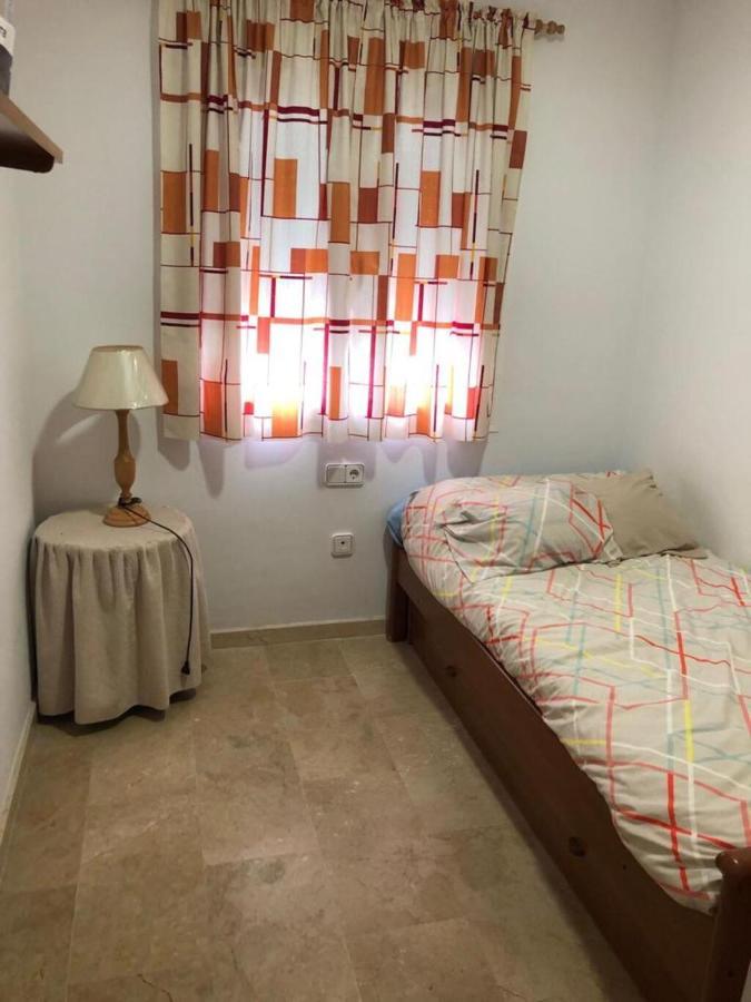 Apartamento En Conil Cerca De Playa Y Centro コニル・デ・ラ・フロンテラ エクステリア 写真